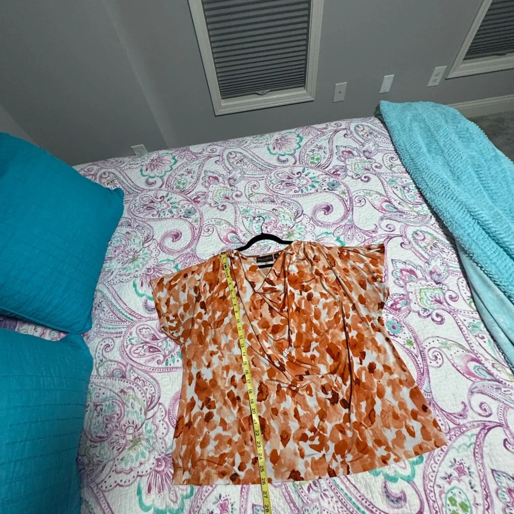 Dana Buchman Orange and White Ruched Blouse - Picture 6 of 6